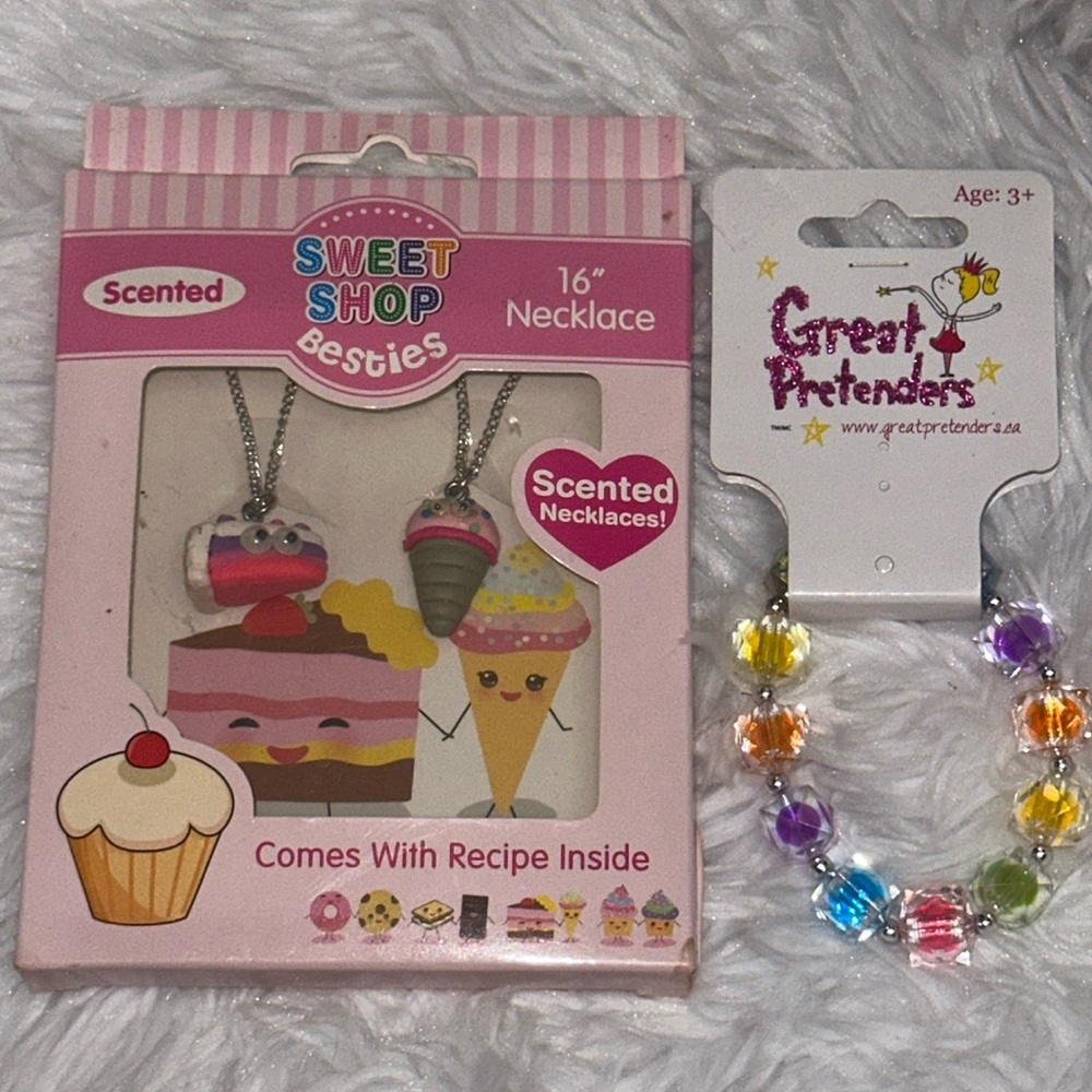 NWT 2 piece Great Pretenders Girls’ Scented Besties Friends Necklace & bracelet